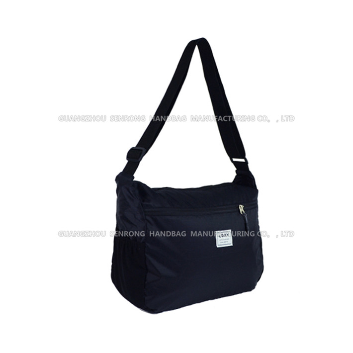 2017運(yùn)動包定制定做